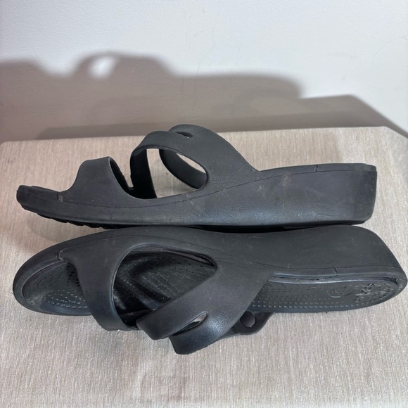 CROCS Sz 9 Patricia Strappy Lightweight All Day Comfort Insole Slip On Sandals - Picture 5 of 10